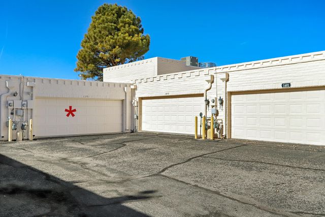 1391 Wagon Train Drive SE, Albuquerque, NM 87123