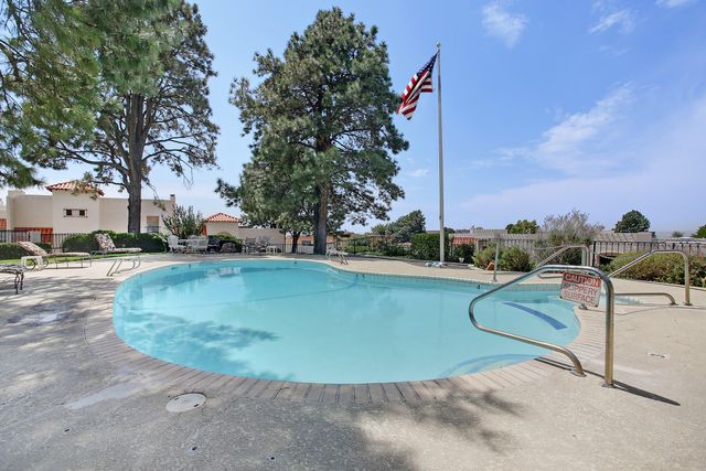 1391 Wagon Train Drive SE, Albuquerque, NM 87123