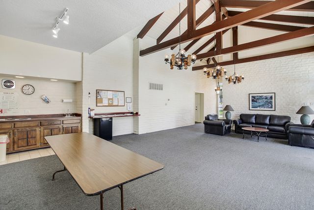 1391 Wagon Train Drive SE, Albuquerque, NM 87123