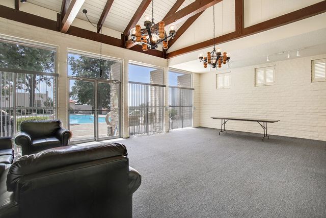 1391 Wagon Train Drive SE, Albuquerque, NM 87123