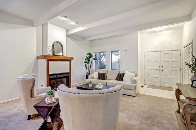 1391 Wagon Train Drive SE, Albuquerque, NM 87123