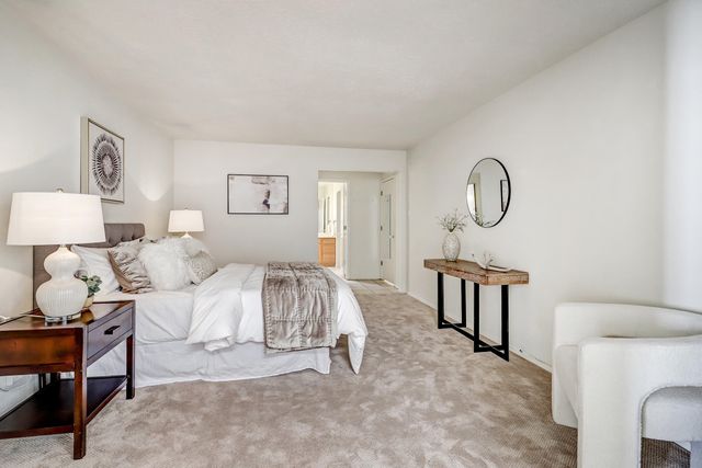 1391 Wagon Train Drive SE, Albuquerque, NM 87123