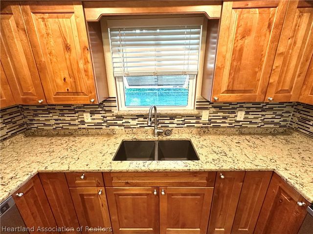 1248 Woodbury Avenue, Sebring, FL 33875