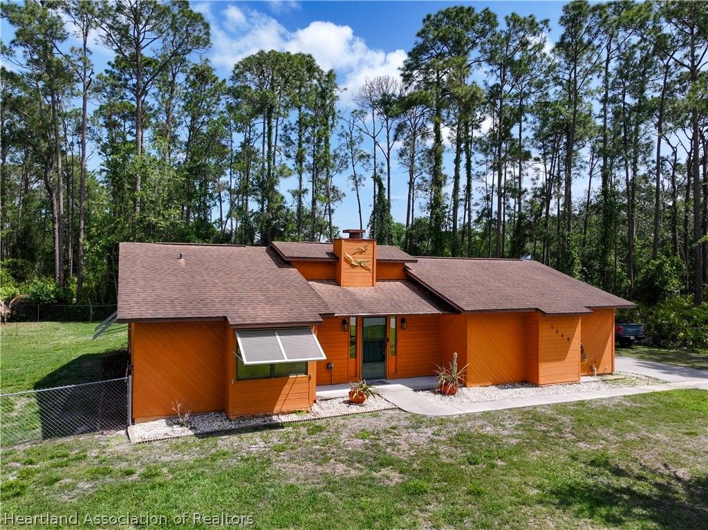 1248 Woodbury Avenue, Sebring, FL 33875