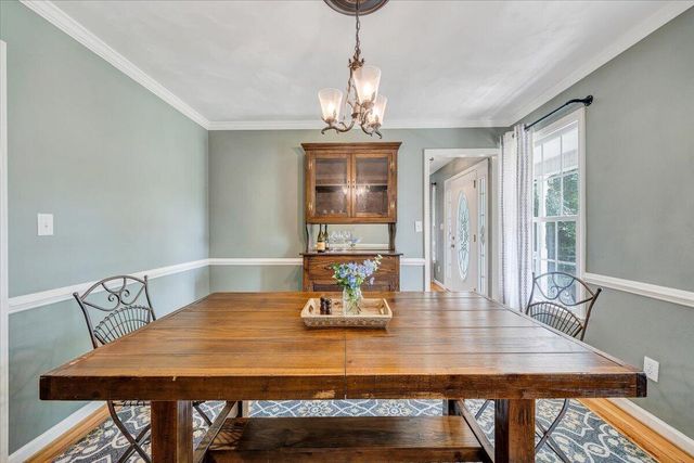 15 Coling Hollow RD, Troutville, VA 24175