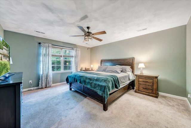 15 Coling Hollow RD, Troutville, VA 24175