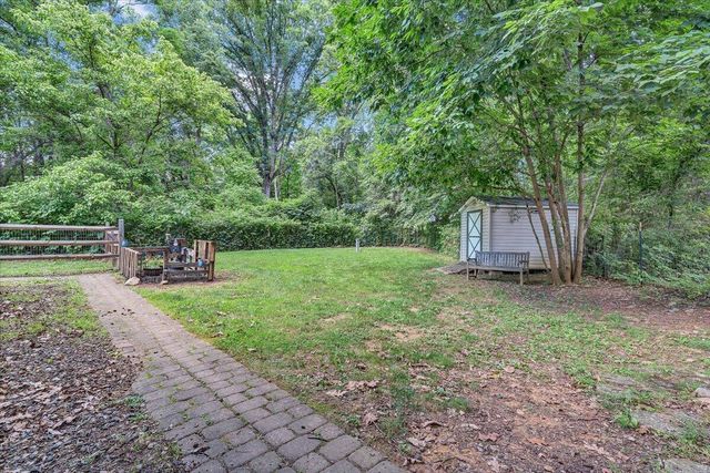 15 Coling Hollow RD, Troutville, VA 24175
