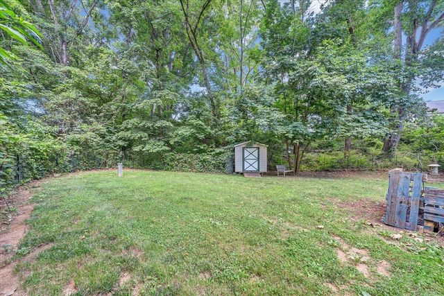 15 Coling Hollow RD, Troutville, VA 24175