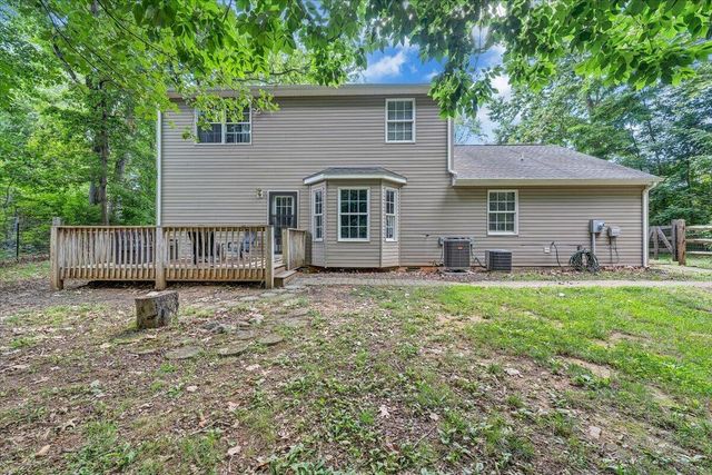 15 Coling Hollow RD, Troutville, VA 24175