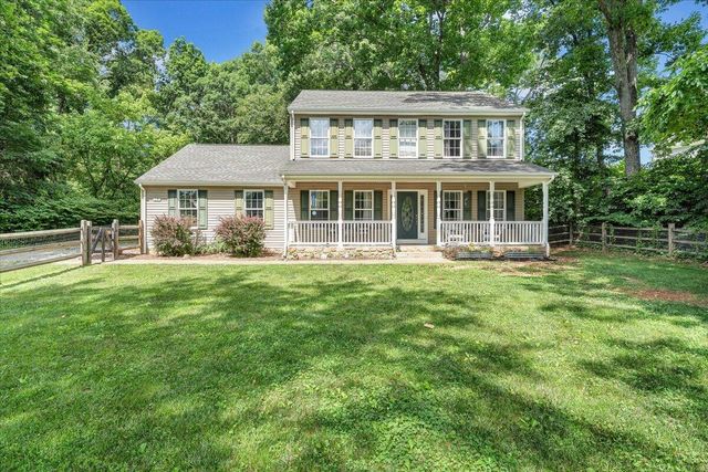 15 Coling Hollow RD, Troutville, VA 24175