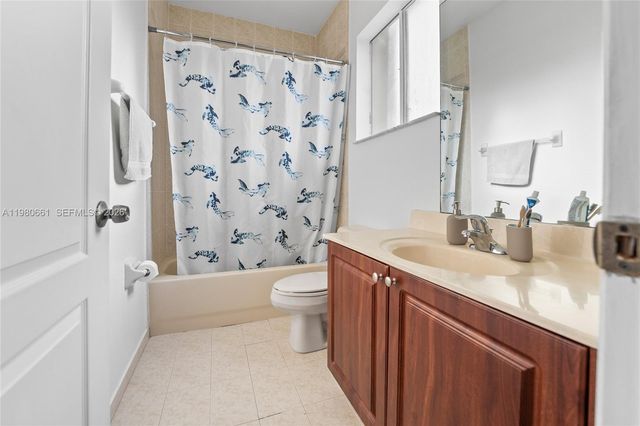 21474 SW 85th Path, Cutler Bay, FL 33189