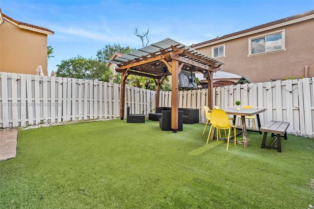 21474 SW 85th Path, Cutler Bay, FL 33189