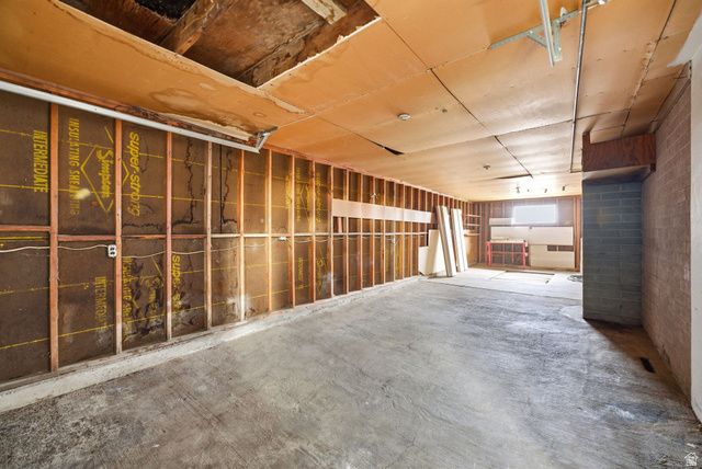 1601 S 700 W, Woods Cross, UT 84087