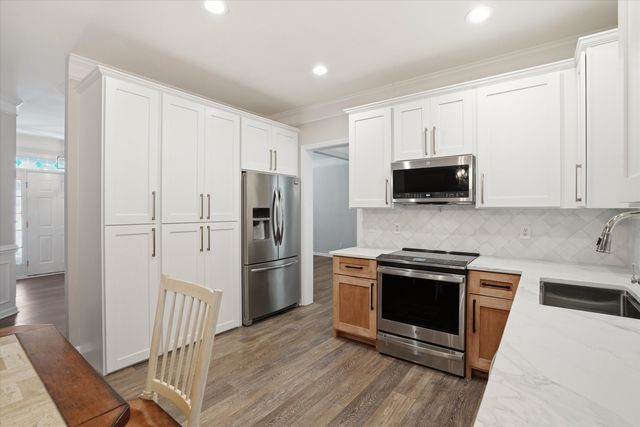 1152 Willoughby Lane, Mount Pleasant, SC 29466