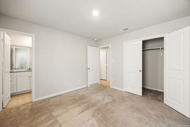 14011 Feed Park, San Antonio, TX 78252