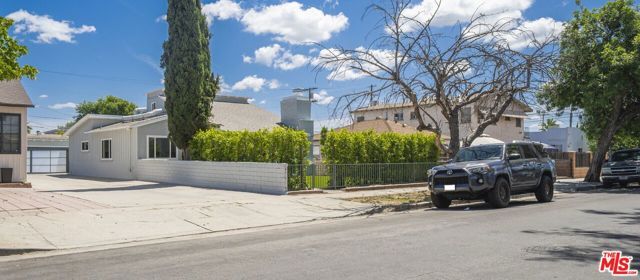 5628 Cleon Avenue, North Hollywood (los Angeles), CA 91601
