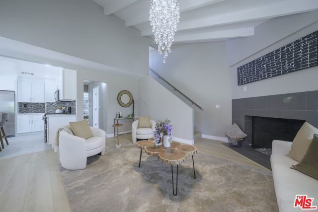 5628 Cleon Avenue, North Hollywood (los Angeles), CA 91601