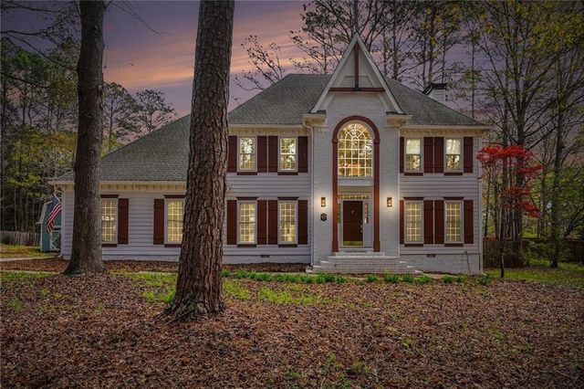 105 Tiffany Court, Locust Grove, GA 30248