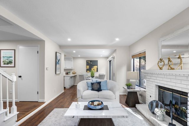 18 Gazania Ter, Fremont, CA 94536