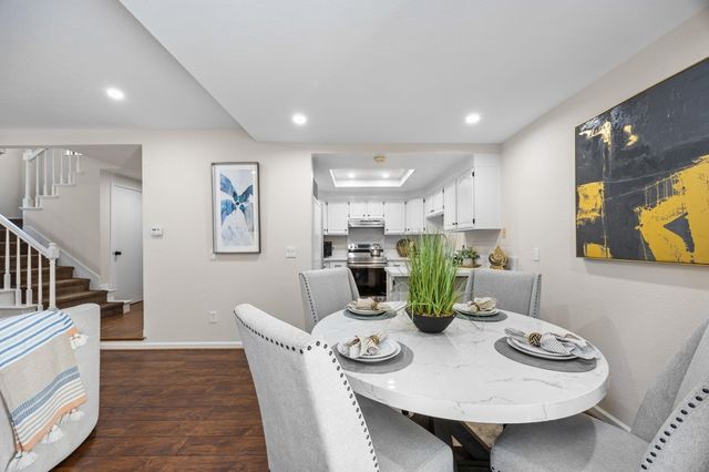 18 Gazania Ter, Fremont, CA 94536