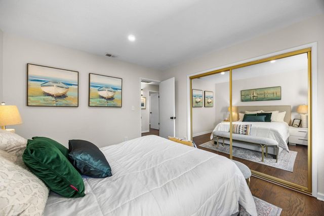 18 Gazania Ter, Fremont, CA 94536