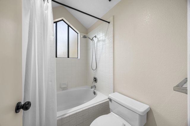 18 Gazania Ter, Fremont, CA 94536