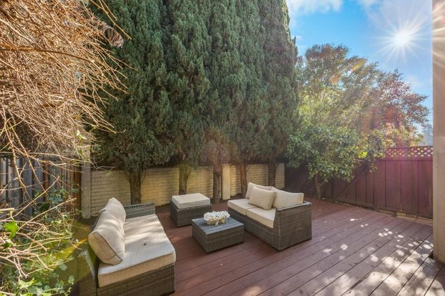 18 Gazania Ter, Fremont, CA 94536