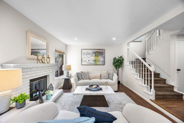 18 Gazania Ter, Fremont, CA 94536