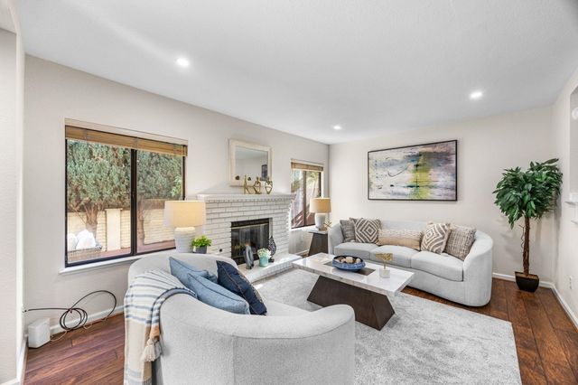 18 Gazania Ter, Fremont, CA 94536