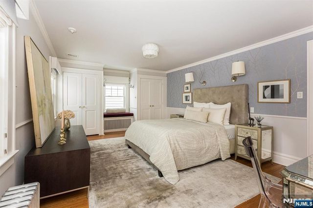 256 Forest Avenue, Glen Ridge, NJ 07028