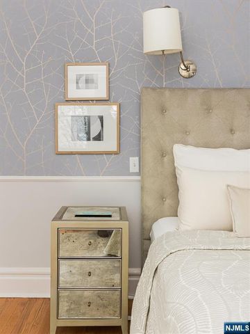 256 Forest Avenue, Glen Ridge, NJ 07028