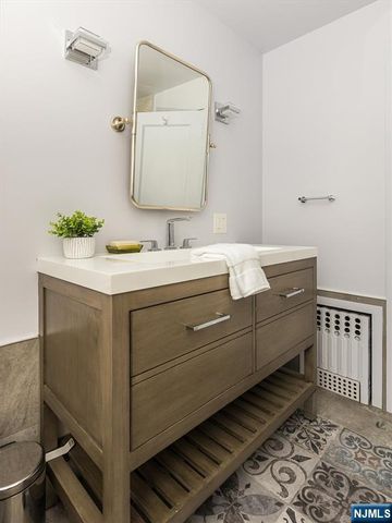 256 Forest Avenue, Glen Ridge, NJ 07028