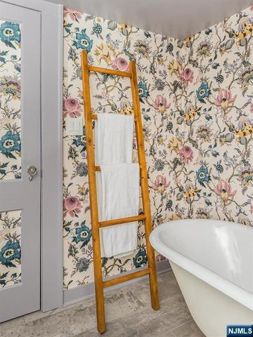 256 Forest Avenue, Glen Ridge, NJ 07028