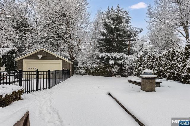 256 Forest Avenue, Glen Ridge, NJ 07028