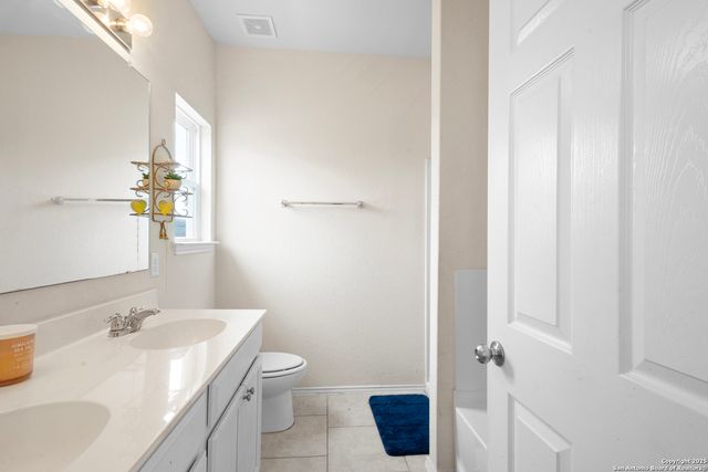 173 Texas Thistle, New Braunfels, TX 78130