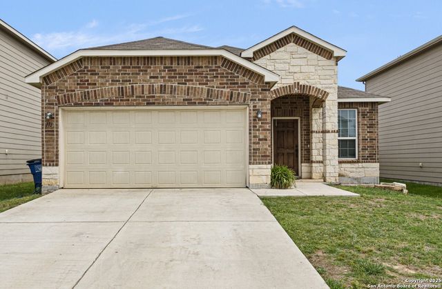 173 Texas Thistle, New Braunfels, TX 78130