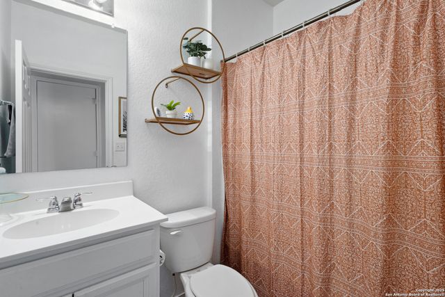 173 Texas Thistle, New Braunfels, TX 78130