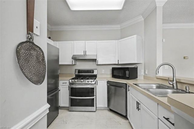 803 Newday CT, Newport News, VA 23602