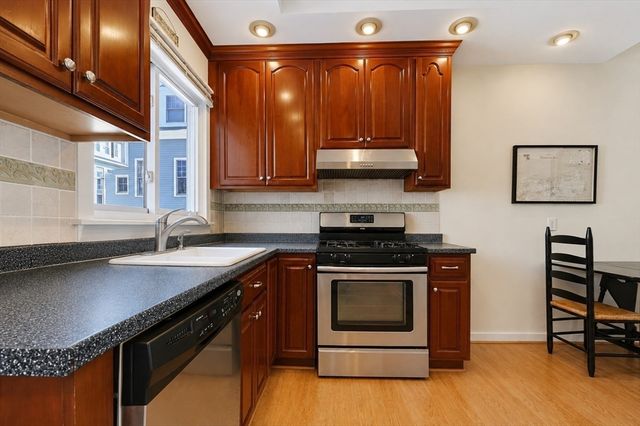76 School TH, Boston, MA 02129