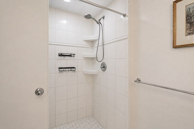 76 School TH, Boston, MA 02129