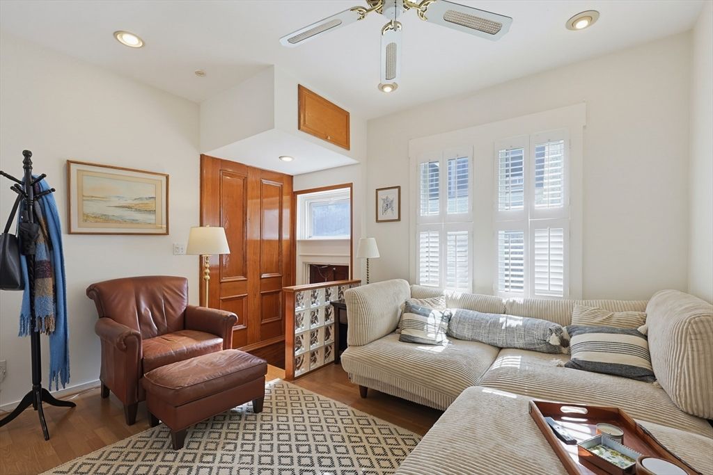 76 School TH, Boston, MA 02129
