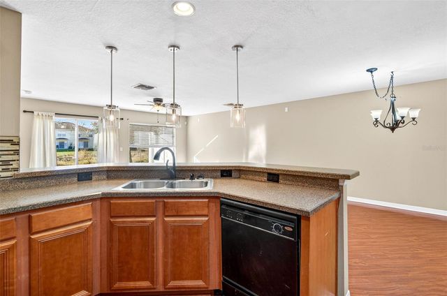 10851 KENSINGTON PARK AVENUE, Riverview, FL 33578