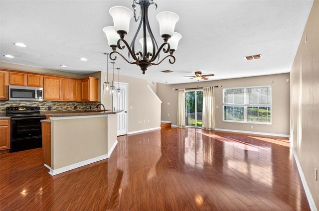 10851 KENSINGTON PARK AVENUE, Riverview, FL 33578