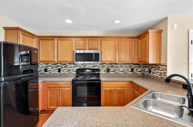 10851 KENSINGTON PARK AVENUE, Riverview, FL 33578