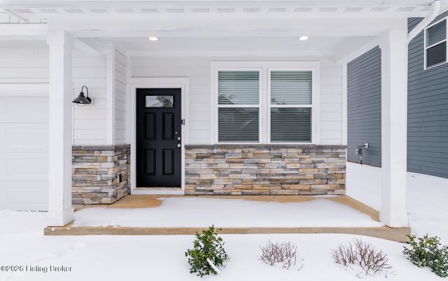 16903 Aiken Ridge Cir, Louisville, KY 40245