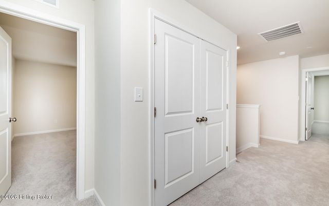 16903 Aiken Ridge Cir, Louisville, KY 40245