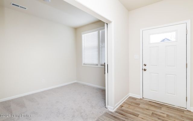 16903 Aiken Ridge Cir, Louisville, KY 40245