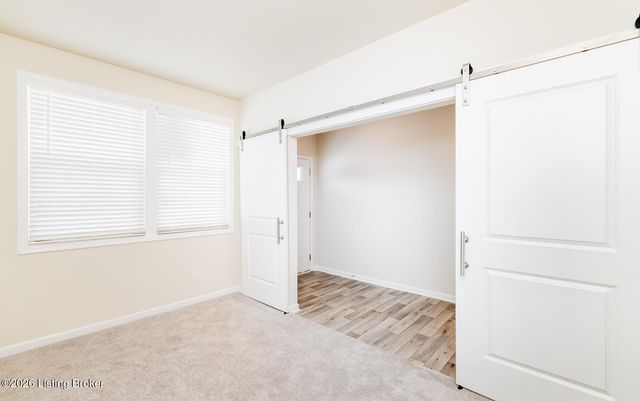 16903 Aiken Ridge Cir, Louisville, KY 40245