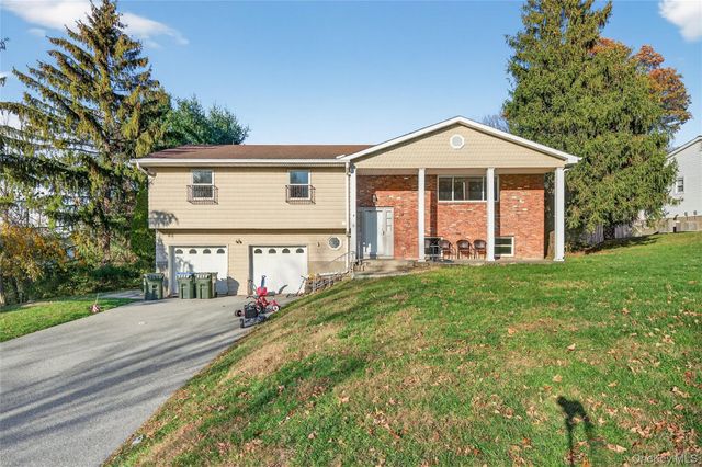 3 Roanoke, Monroe, NY 10950