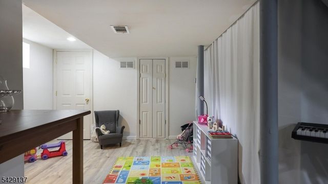 211 Cranford Ave, Cranford Twp., NJ 07016